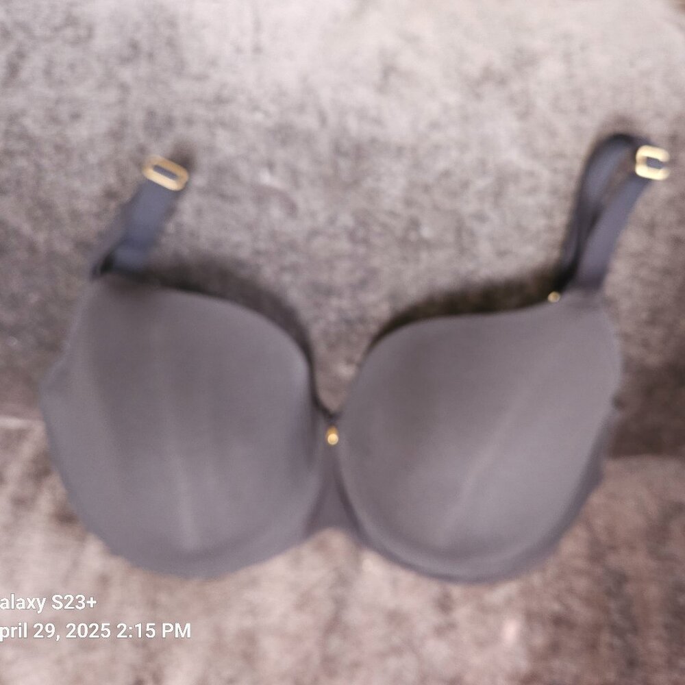 Natori highest quality basic black T-shirt bra US 36H NWOT